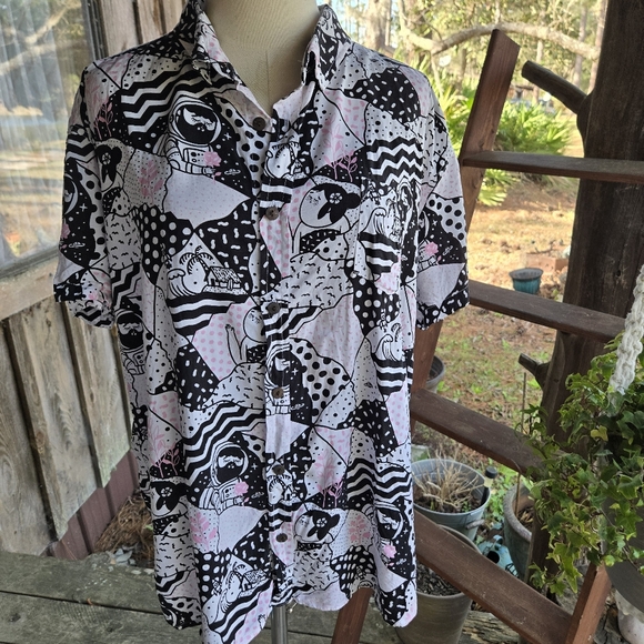 Tiiiga Tops - Tiiiga Campy Unisex Button Front Shirt With Outer Space And Tropical Scenery